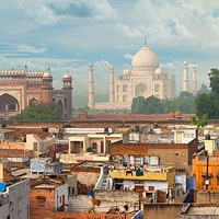 Tetti della città e Taj Mahal, Agra, Uttar Pradesh