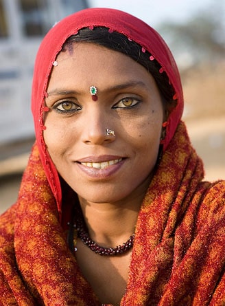 Portrait of a Rajasthani woman in Ajmer, Rajasthan