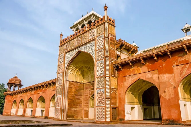 Entrée principale du Tombeau d'Akbar, Sikandra, Agra, Uttar Pradesh