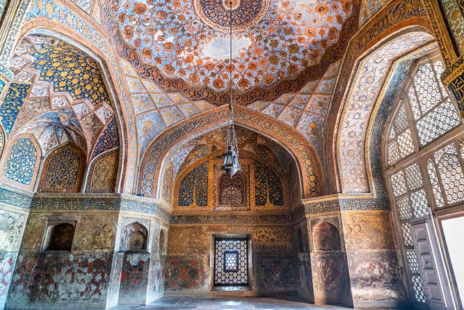 À l'intérieur du mausolée, le tombeau d'Akbar, Sikandra, Agra, Uttar Pradesh