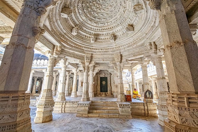 Architecture of the Dilwara Temples, Mount Abu, Rajasthan