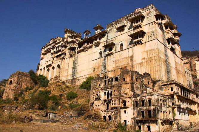 Outside walls of the Garh Palace, Bundi, Rajasthan