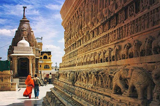 People inside Jagdish Temple, Udaipur, Rajasthan