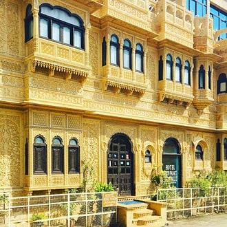 Hotel Tokyo Palace, hotel in Jaisalmer, Rajasthan