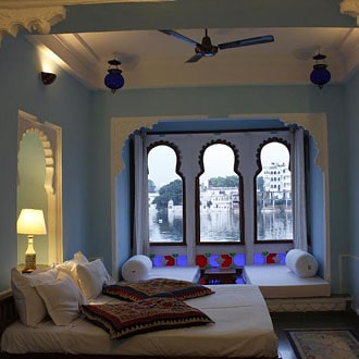 Room at Kankarwa Haveli, Rajasthan
