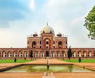 Winter Season in Delhi (December to February)