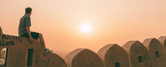 Man watching the sun, weather of Rajasthan